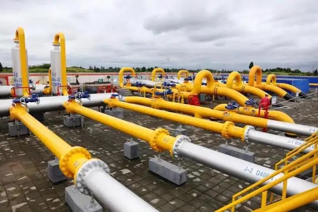 西南油气田天然气净化总厂连续七年处理量突破百亿方